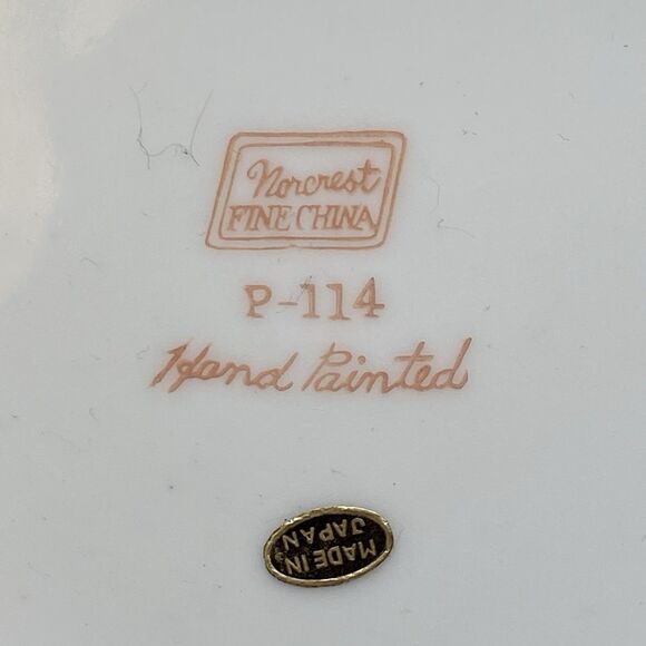 Norcrest Hand Painted Fine China Plate Covered Bridge Winter Scene P-114 Vintage - Picture 4 of 7